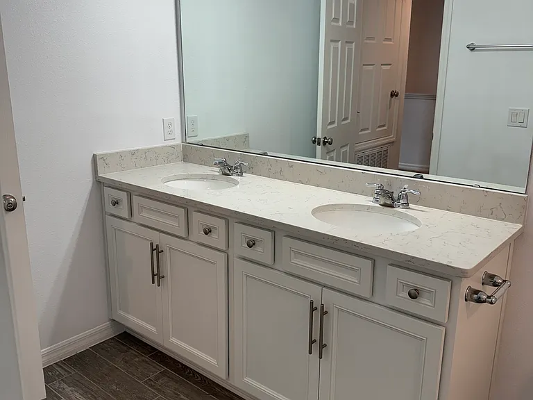 3587 Plainview Dr — Photo 9