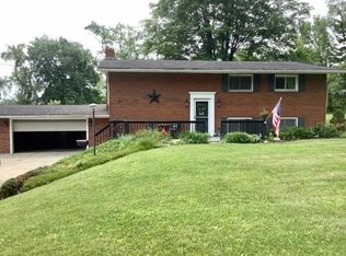 815 Cedar Run Rd, Newark, OH 43055