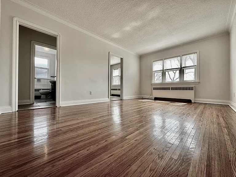 5-41 Arcadian Cir #5 — Photo 1