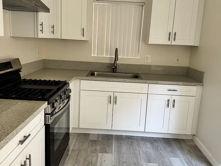 1255 Old Stage Rd #10 — Photo 6