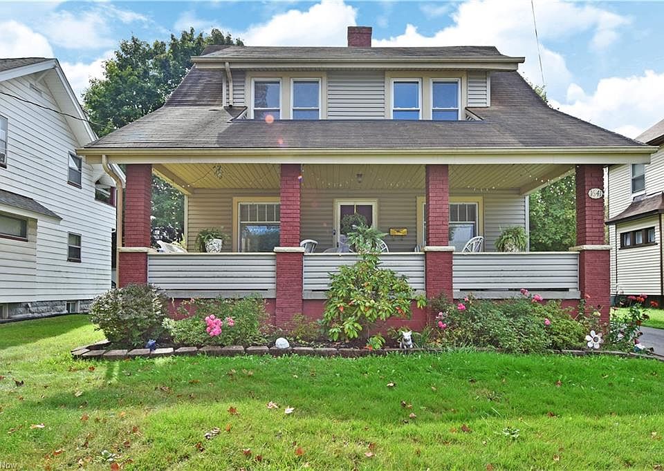 1st image of 1641 Brownlee Ave