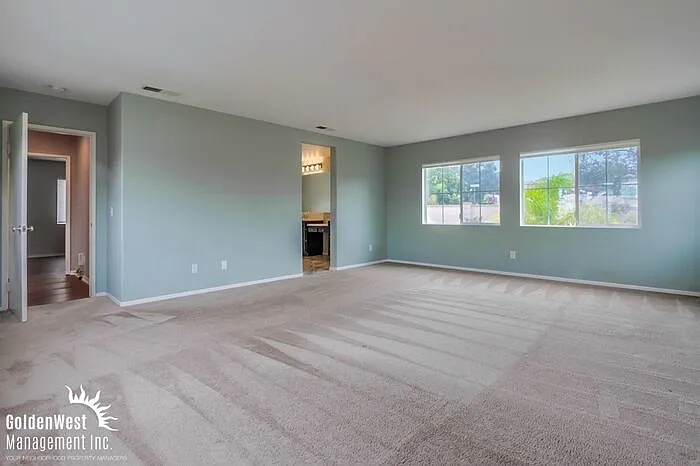 1002 Greenway Rd — Photo 13