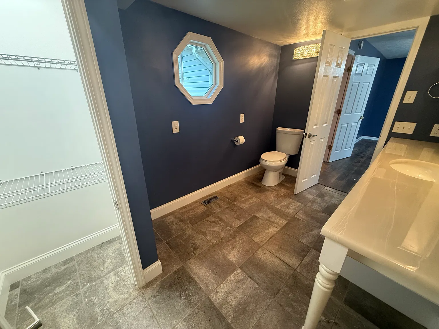 3 bed, 1240 sqft, $1,995 — Photo 3