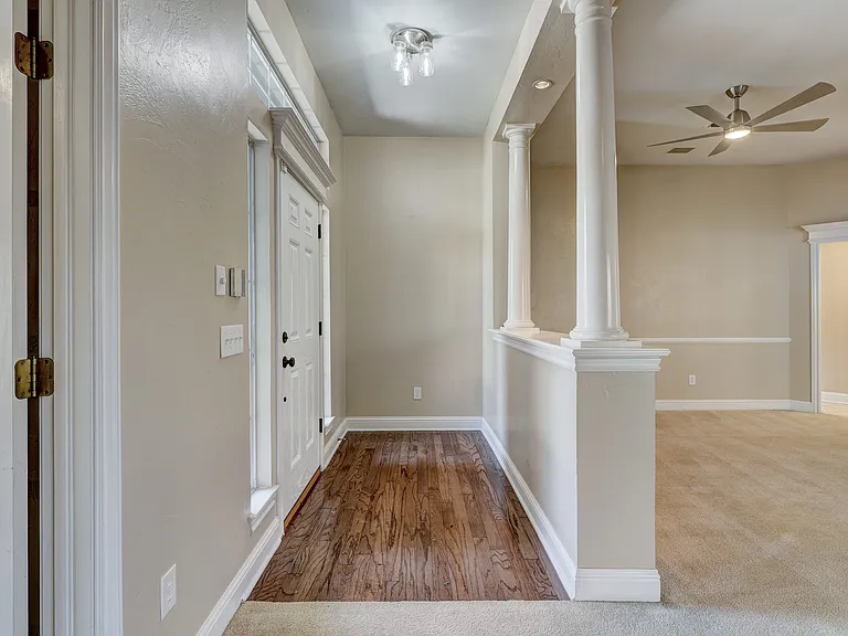 2104 Del Simmons Dr — Photo 7