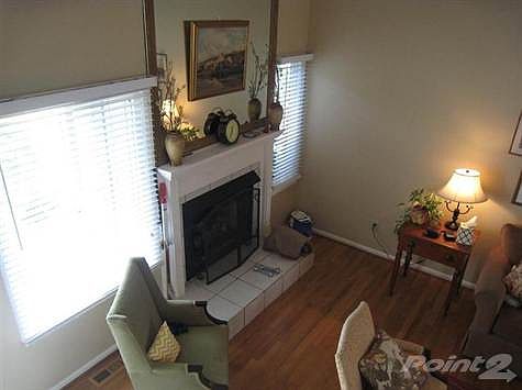 3rd image of 112 Cherrybrook Dr