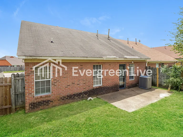 3915 Old Brownsville Rd — Photo 15