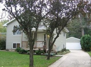 207 W Lotta St, Sioux Falls, SD 57105