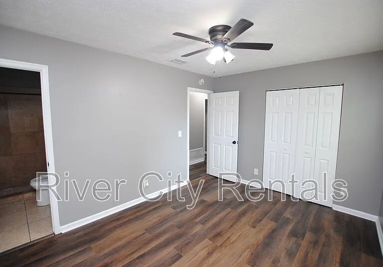 743 Trambley Dr E — Photo 25