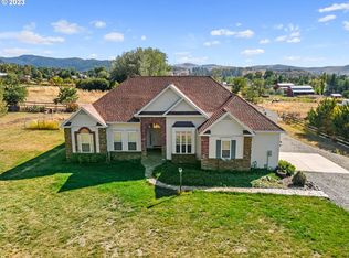 1005 Antles Ln, Cove, OR 97824