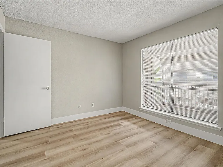 9552 Windswept Ln #9552 — Photo 35