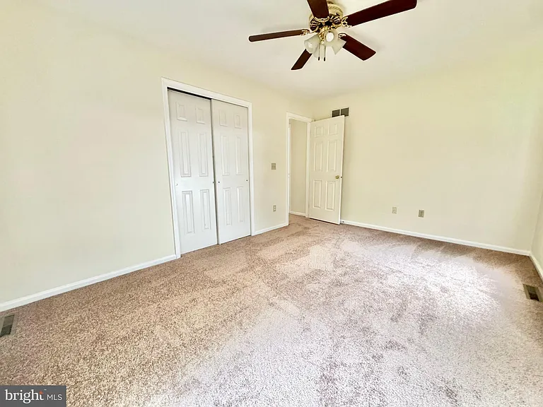 501 Falcon Dr — Photo 24