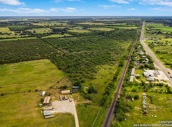 2nd image of 185 Private Road 6731