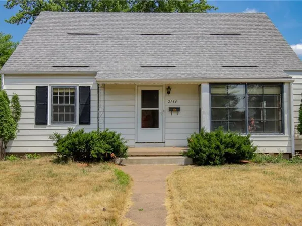 2134 Valmont Avenue, Eau Claire, WI 54701