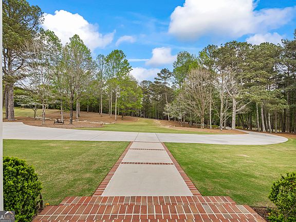 5th image of 1900 Crystal Hills Dr