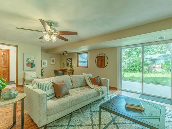 100 Frosty Court, Marshall, WI 53559