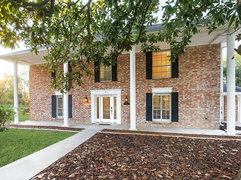 522 River Plantation Dr — Photo 2