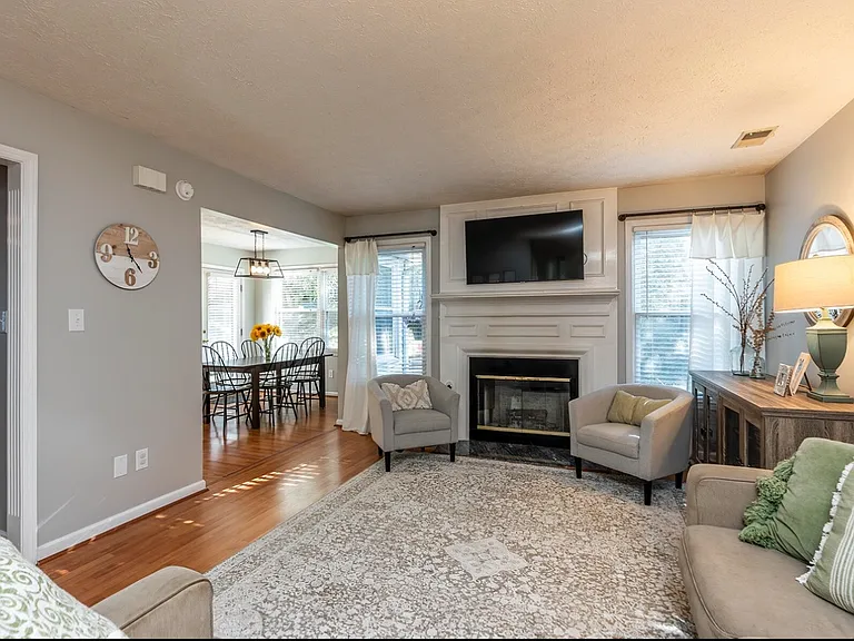 3744 White Pine Dr — Photo 8