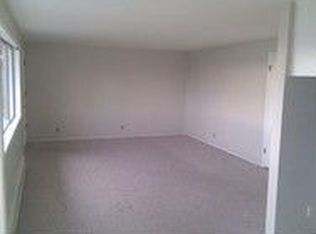 17622 109th Ave SE APT C, Renton, WA 98055