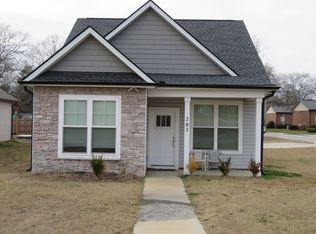 202 Breazeale St, Belton, SC 29627