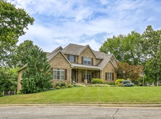 6202 S Maplewood Ct, Joplin, MO 64804