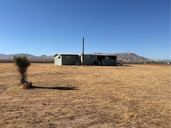2nd image of 23952 Apple Valley