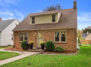 2967 N 79th St, Milwaukee, WI 53222