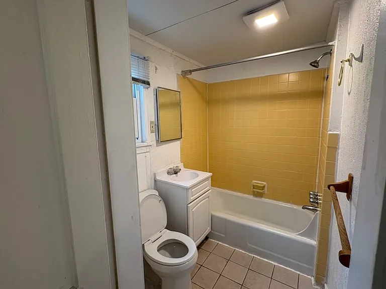 35 Langslow St — Photo 8