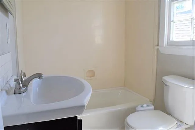 931 Kerlerec St #C — Photo 6