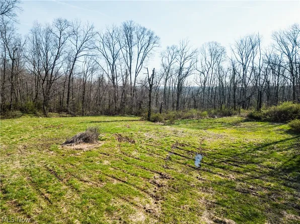 6706 Township Road 323, Millersburg, OH 44654