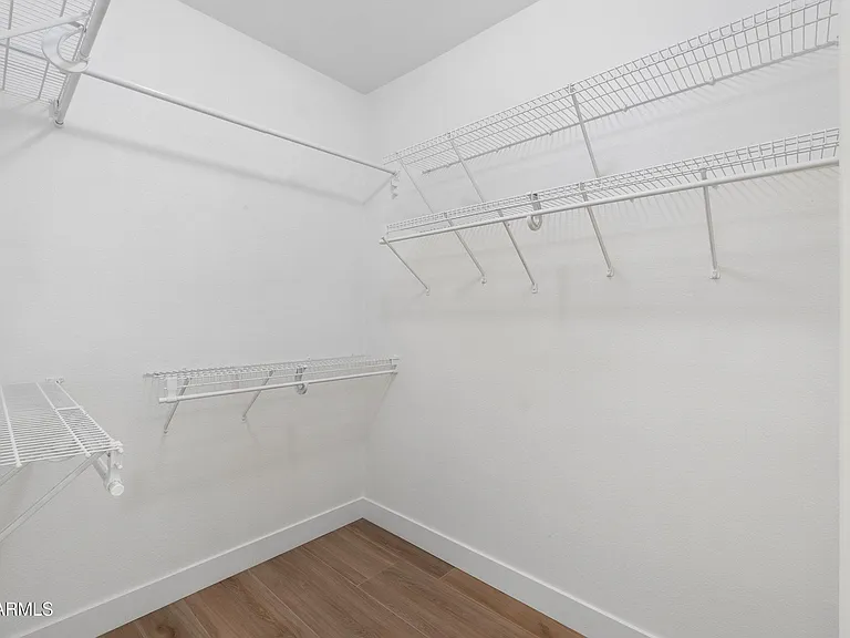 4349 E Smokehouse Trl — Photo 9