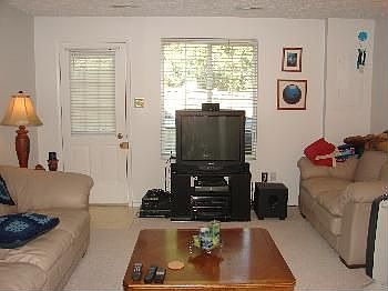 4th image of 8665 Kenosha Ct
