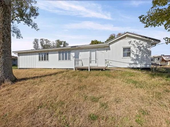 13975 NW 31st Hwy, Garnett, KS 66032