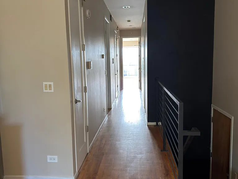 2442 W Madison St #3 — Photo 1