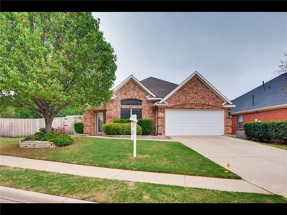 1st image of 7924 Stansfield Dr