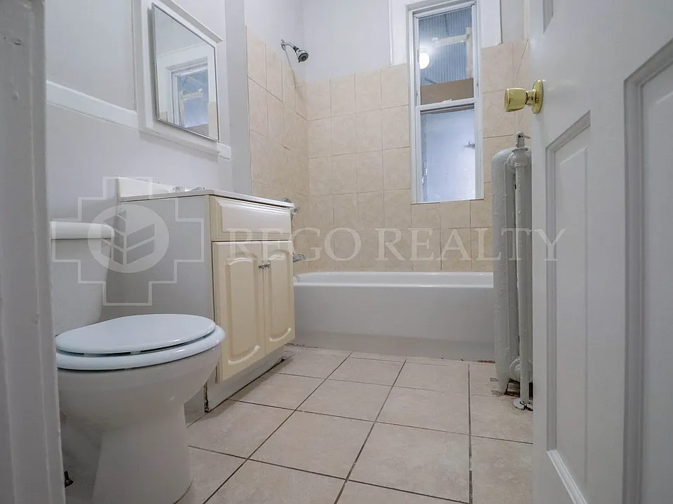 108-110 Clark St