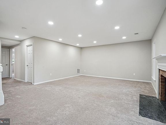 2nd image of 12314 Fox Lake Ct