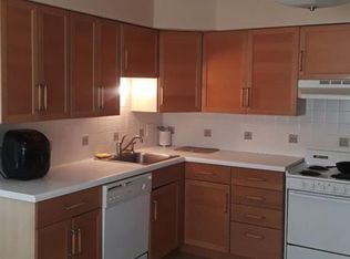 33 Commodore St, Albany, NY 12205