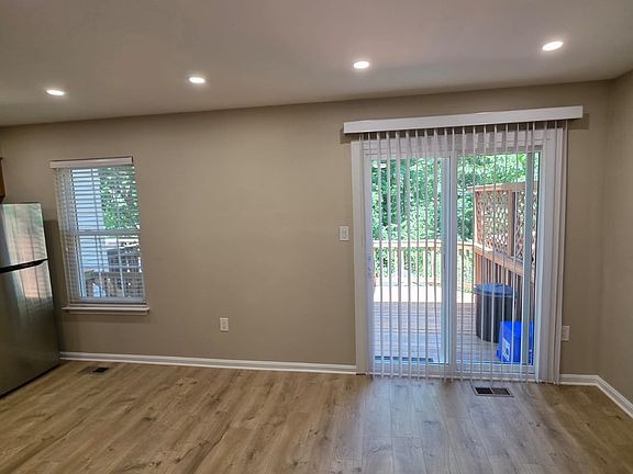 5th image of 6748 Jenny Leigh Ct