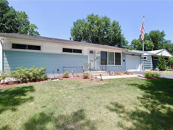 3rd image of 414 Park Dr