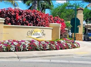 1485 NE 33rd Rd #1071, Homestead, FL 33033