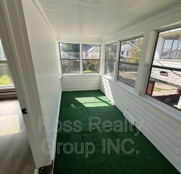 1121 Delence St — Photo 7