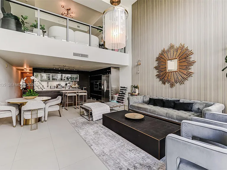6000 Collins Ave #523 — Photo 5