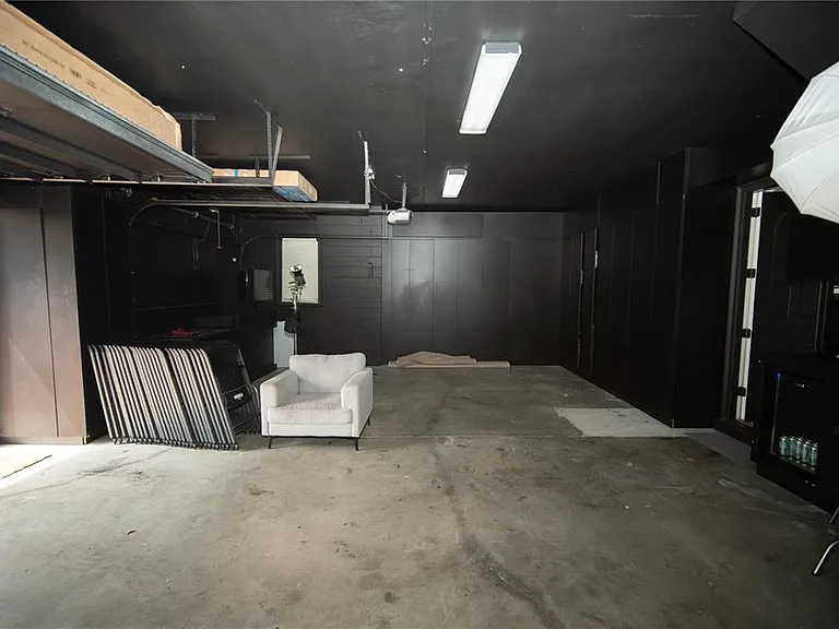 719 Eastlawn Dr — Photo 41