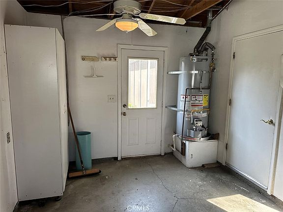 3rd image of 2308 Katy Ln