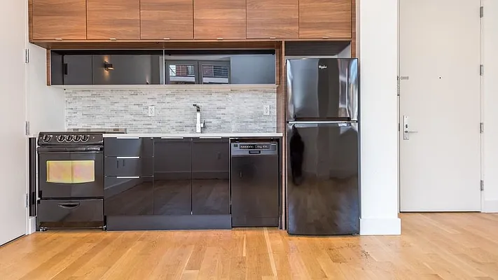 Rented by Nooklyn NYC LLC | media 78