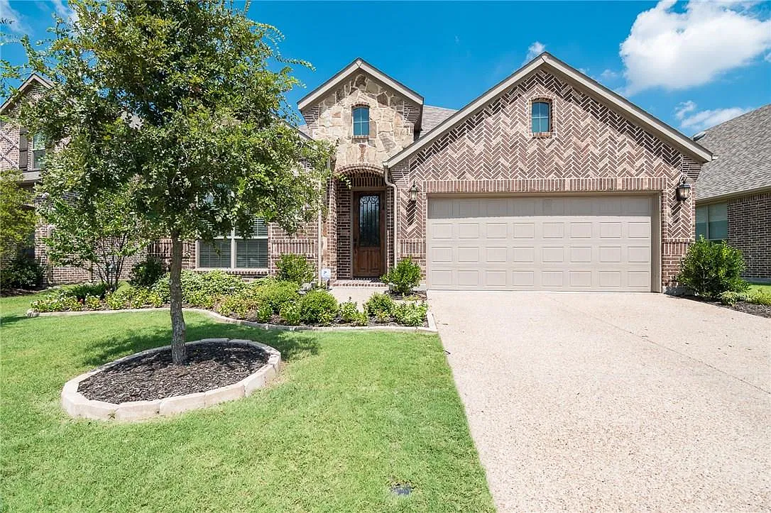 4 bed, 2188 sqft, $2,250 — Photo 1
