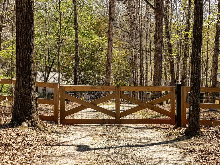 1810 Parks Mill Dr — Photo 4