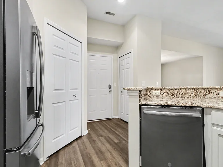 2279 S Main St — Photo 7
