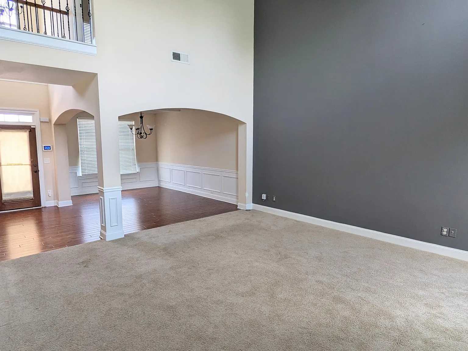 4 bed, 3.0 bath, 3075 sqft, $2,400 — Photo 4