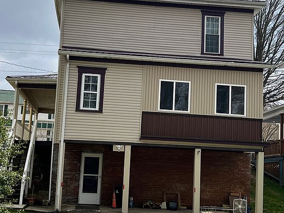 2nd image of 734 Maple Ave